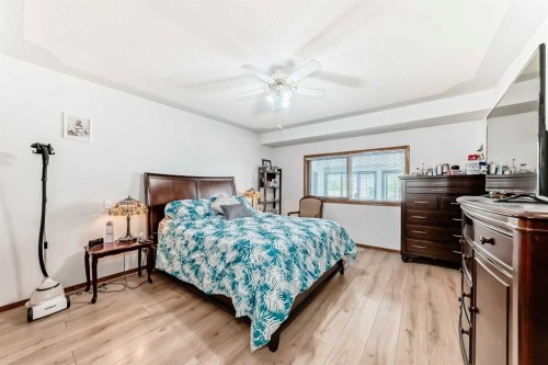 68 Harvest Oak Way Ne, Calgary, AB - Indoor Photo Showing Bedroom