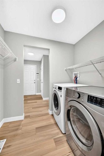 94 Panamount Rise Nw, Calgary, AB - Indoor Photo Showing Laundry Room