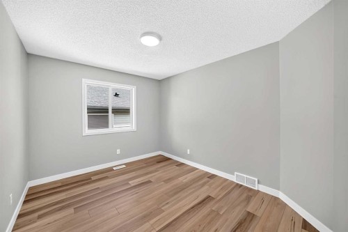 94 Panamount Rise Nw, Calgary, AB - Indoor Photo Showing Other Room