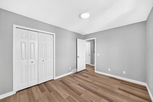 94 Panamount Rise Nw, Calgary, AB - Indoor Photo Showing Other Room