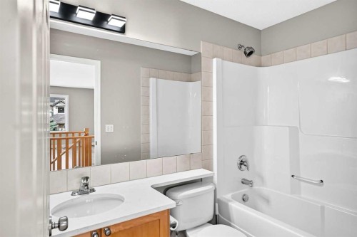 94 Panamount Rise Nw, Calgary, AB - Indoor Photo Showing Bathroom