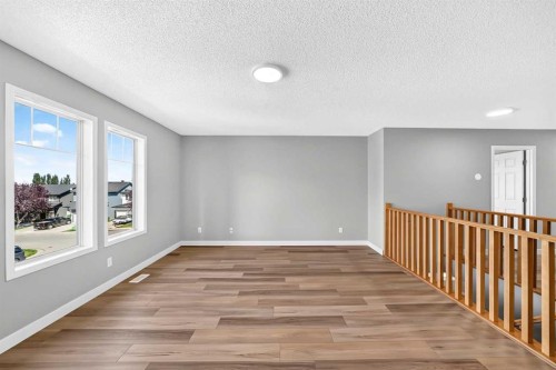94 Panamount Rise Nw, Calgary, AB - Indoor Photo Showing Other Room