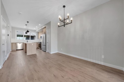 28 Tillotson Loop, Okotoks, AB 