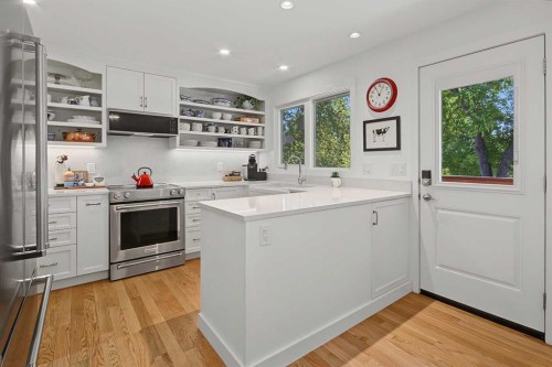 5523 Dalhart Road Nw, Calgary, AB 