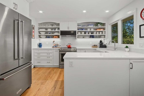 5523 Dalhart Road Nw, Calgary, AB 