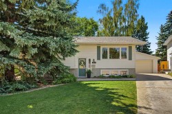 5523 Dalhart Road NW Calgary, AB T3A 1S3