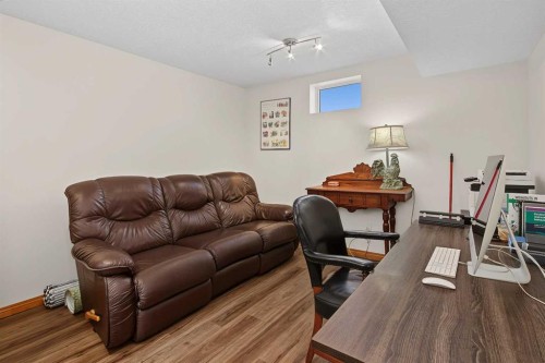 5523 Dalhart Road Nw, Calgary, AB 