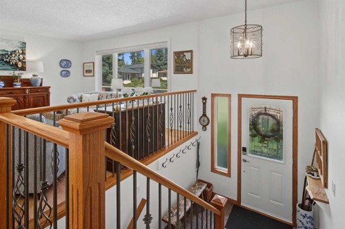 5523 Dalhart Road Nw, Calgary, AB 
