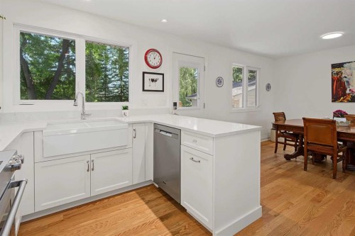 5523 Dalhart Road Nw, Calgary, AB 