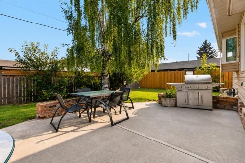 10719 Mapleglen Crescent Se, Calgary, AB - Outdoor With Deck Patio Veranda