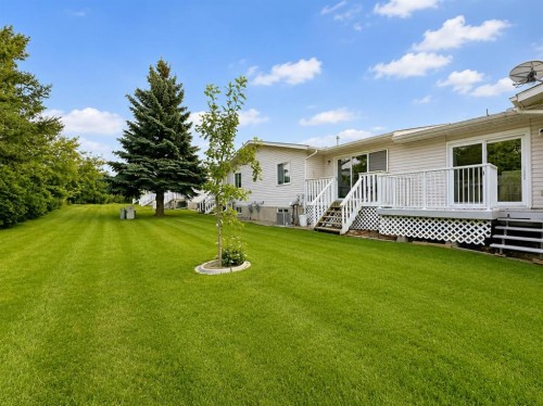 2-717 Centre Street, Vulcan, AB - Outdoor With Deck Patio Veranda