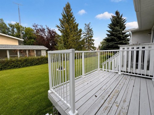 2-717 Centre Street, Vulcan, AB - Outdoor With Deck Patio Veranda With Exterior