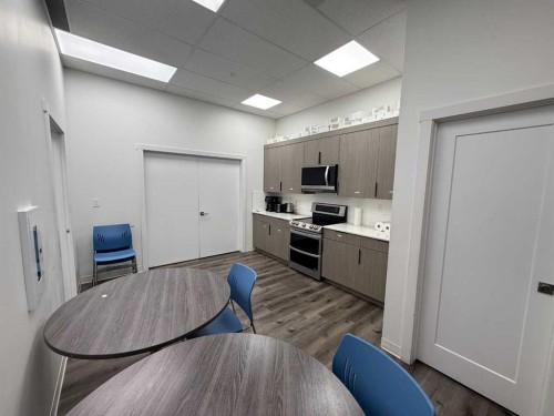 1008-101 Highland Park Common Ne, Airdrie, AB 