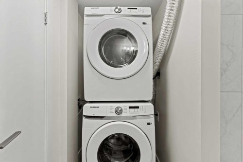 1527 52 Street Se, Calgary, AB - Indoor Photo Showing Laundry Room