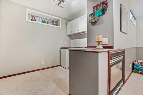 22 Hidden Valley Manor Nw, Calgary, AB 
