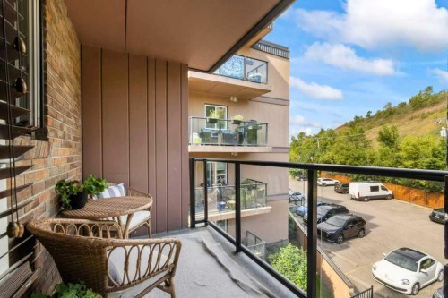 302-716 3 Avenue Nw, Calgary, AB 