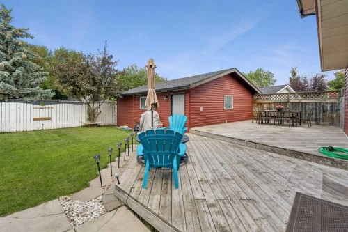 744 Riverbend Drive Se, Calgary, AB - Outdoor With Deck Patio Veranda