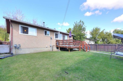 108 Pinecliff Way Ne, Calgary, AB - Outdoor With Deck Patio Veranda