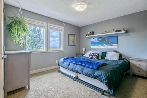 315 Mahogany Court Se, Calgary, AB - Indoor Photo Showing Bedroom