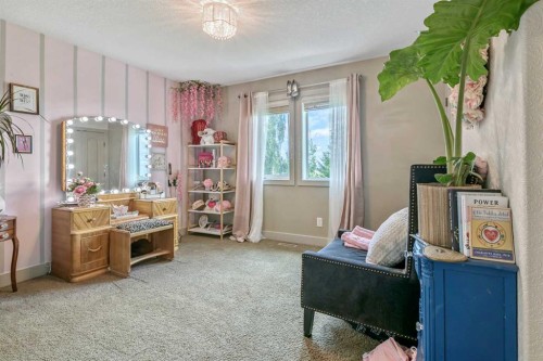 315 Mahogany Court Se, Calgary, AB - Indoor