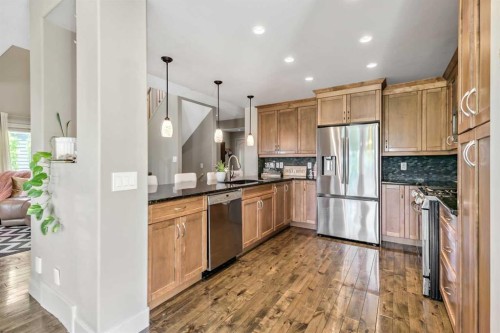 315 Mahogany Court Se, Calgary, AB - Indoor Photo Showing Kitchen With Upgraded Kitchen