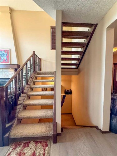 128 Chaparral Valley Drive Se, Calgary, AB - Indoor Photo Showing Other Room