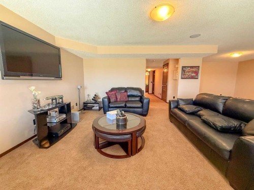 128 Chaparral Valley Drive Se, Calgary, AB - Indoor Photo Showing Living Room