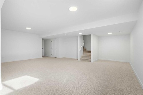 8493 21 Avenue Se, Calgary, AB - Indoor