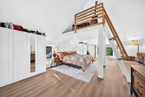 43 New Street Se, Calgary, AB - Indoor Photo Showing Bedroom