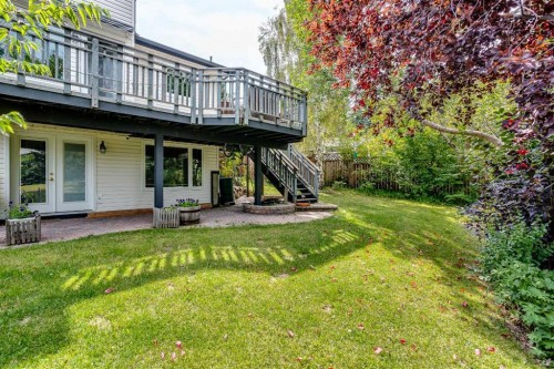 337 Sandringham Court Nw, Calgary, AB - Outdoor With Balcony With Deck Patio Veranda