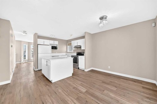 78 Tarington Place Ne, Calgary, AB - Indoor Photo Showing Kitchen