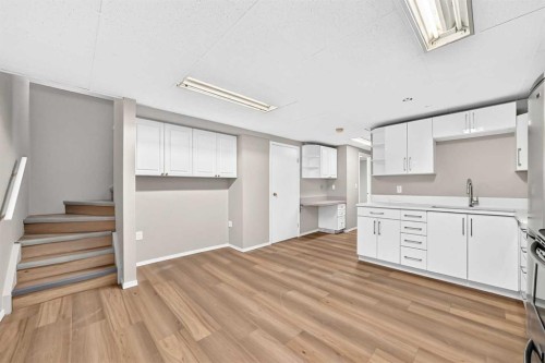 78 Tarington Place Ne, Calgary, AB - Indoor Photo Showing Kitchen