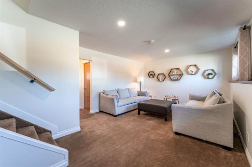 1004 Huntercove Place Nw, Calgary, AB 