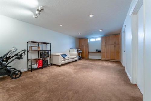 1004 Huntercove Place Nw, Calgary, AB 