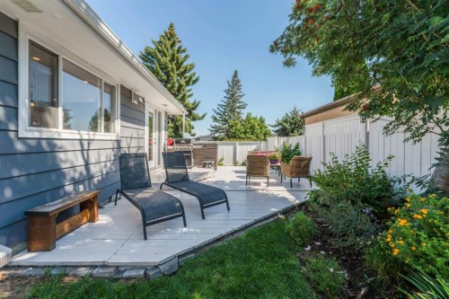 1004 Huntercove Place Nw, Calgary, AB 