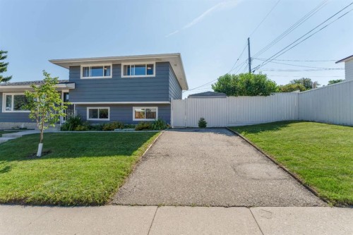 1004 Huntercove Place Nw, Calgary, AB 
