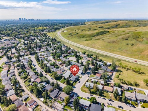1004 Huntercove Place Nw, Calgary, AB 