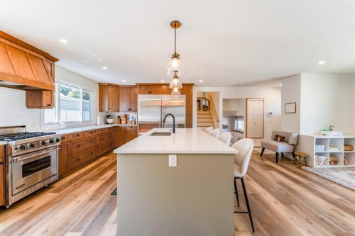 1004 Huntercove Place Nw, Calgary, AB 