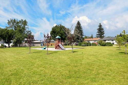 126 Marbrooke Circle Ne, Calgary, AB 