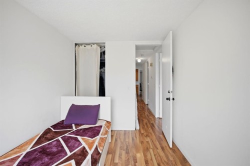 6907 4 Avenue Ne, Calgary, AB 