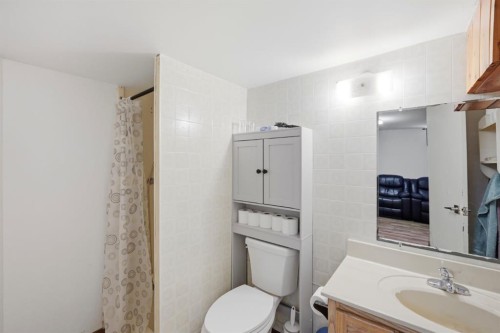 6907 4 Avenue Ne, Calgary, AB 
