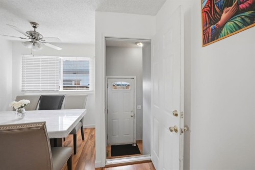 6907 4 Avenue Ne, Calgary, AB 