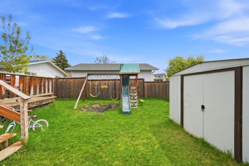 6907 4 Avenue Ne, Calgary, AB 
