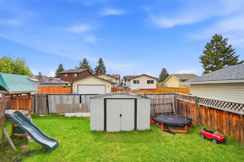 6907 4 Avenue Ne, Calgary, AB 