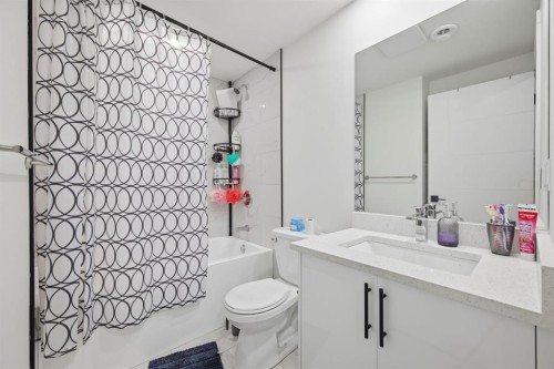 96 Homestead Grove Ne, Calgary, AB - Indoor Photo Showing Bathroom