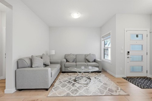96 Homestead Grove Ne, Calgary, AB - Indoor Photo Showing Living Room