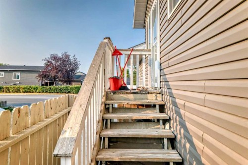11 Martinwood Road Ne, Calgary, AB 