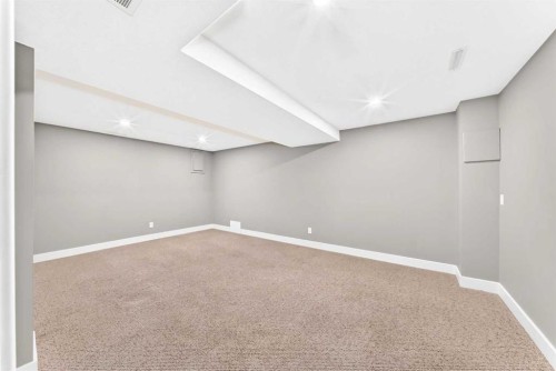 84 Brae Glen Lane Sw, Calgary, AB - Indoor