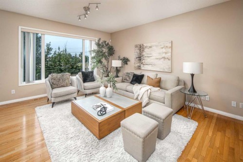 66 Royal Oak Grove Nw, Calgary, AB - Indoor Photo Showing Living Room