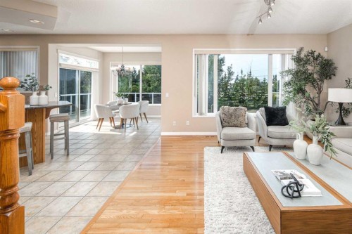 66 Royal Oak Grove Nw, Calgary, AB - Indoor Photo Showing Living Room